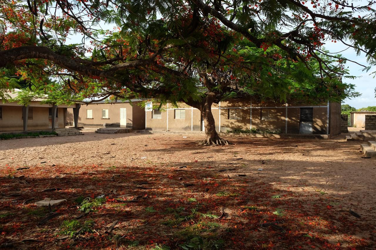 Centre Touristique Et Culturel Casamance Pensionat Diakene Ouolof Exteriör bild